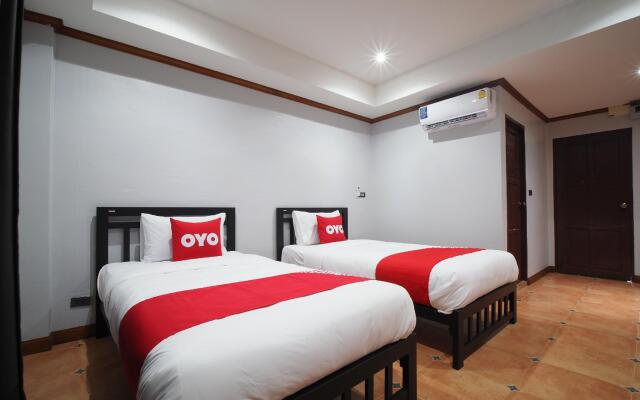 OYO 772 Mercy Hotel 2