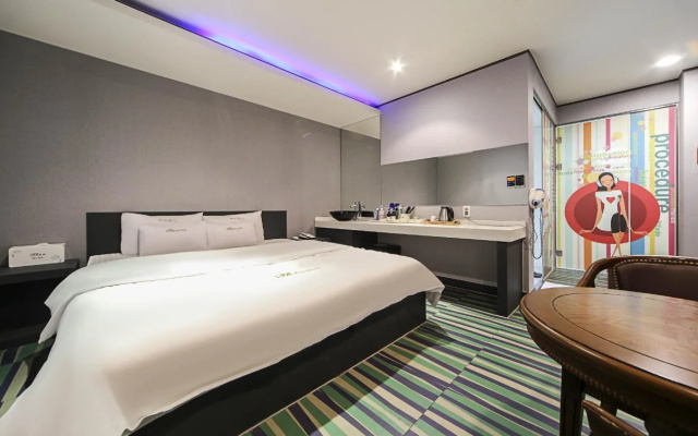 The Sharp Hotel