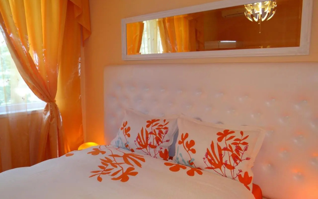 Orange Flower Apartments 1