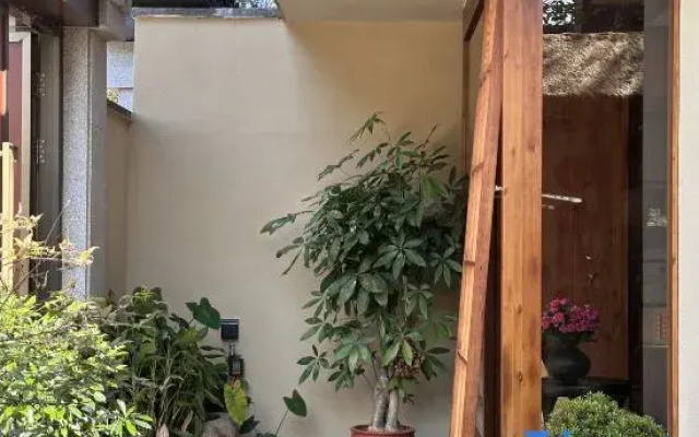 Wuyishan Yuanqi Homestay (Sangu Resort Area)