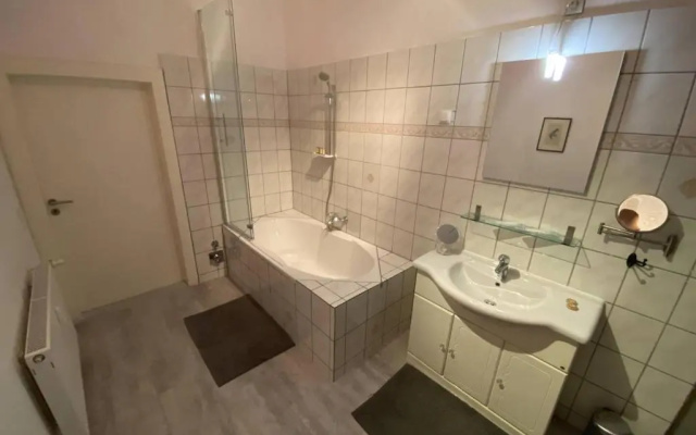 Helle 3-Zimmerwohnung in Uninahe