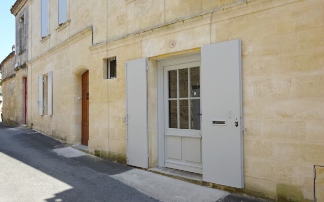 Отель La Maison d'Artiste Saint Emilion Франция, Сент-Эмильон - отзывы, цены и фото номеров - забронировать отель La Maison d'Artiste Saint Emilion онлайн вид на фасад