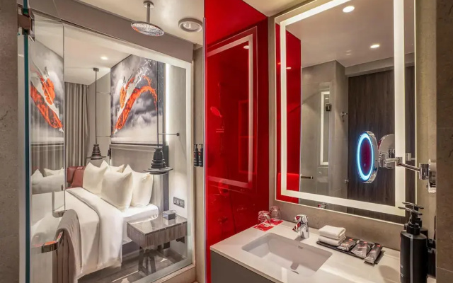 Radisson RED Indore