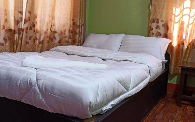 Dubochaur Rest house & homestay