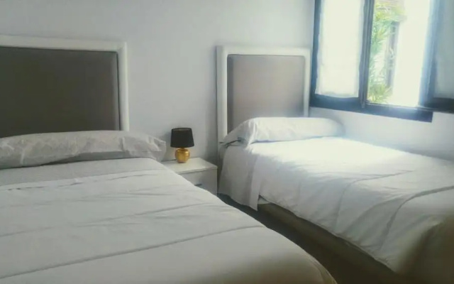 Antonios Place Almagro Centro