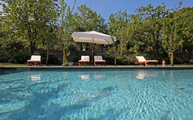 La Casa Bianca - Pool and Garden