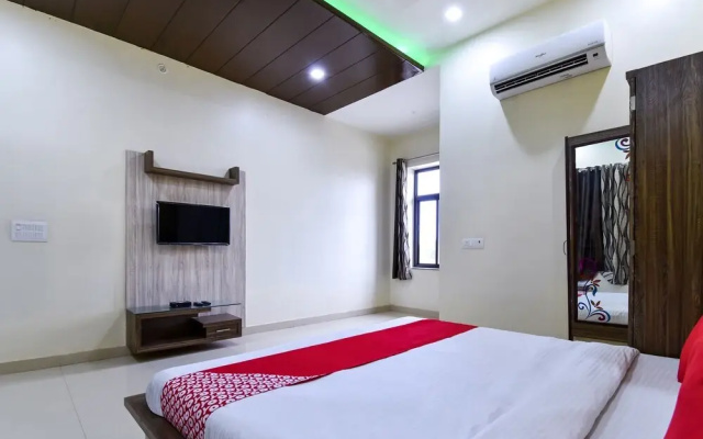Glorious Resort by OYO Rooms