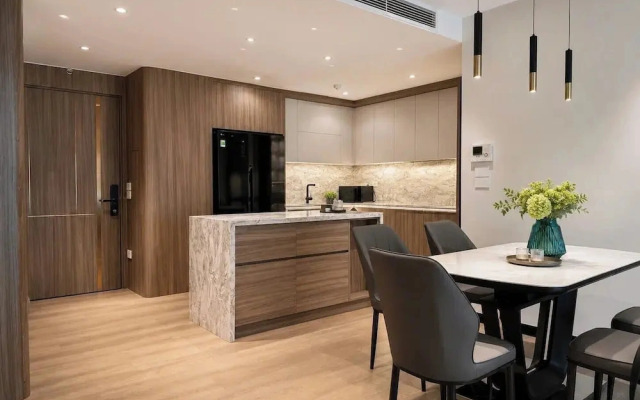 The Nelson Luxury Apartment