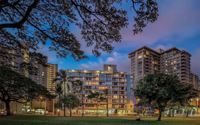 Отель Castle Waikiki Grand Hotel США, Гонолулу - отзывы, цены и фото номеров - забронировать отель Castle Waikiki Grand Hotel онлайн вид на фасад