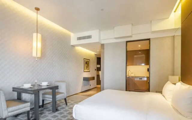 Luxury Studio Near Wafi Mall Metro Dubai Frame