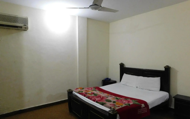 Royal City Hotel