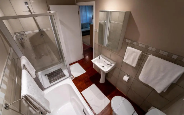 Gooderson Knysna Chalets
