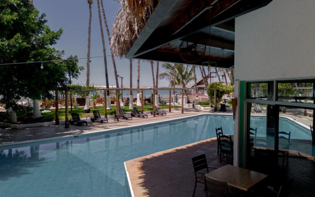 La Concha Beach Hotel & Club