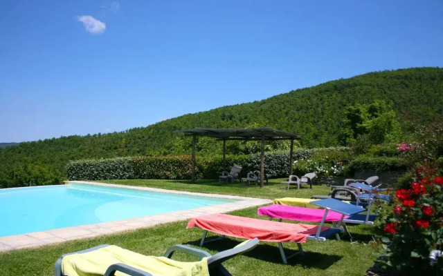 Wonderful private villa for 16 people with WIFI, private pool, TV and parking
