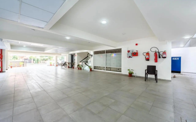 Palm Stay - Studios & Rooms