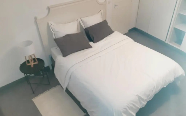 Urban Chic 44 M2