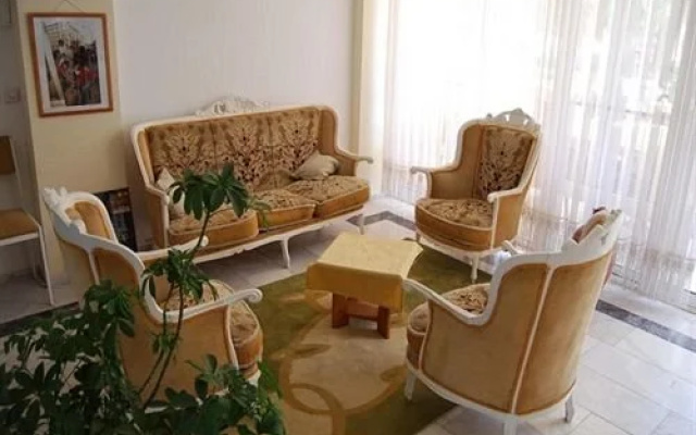 Manolya Hotel & Apartments