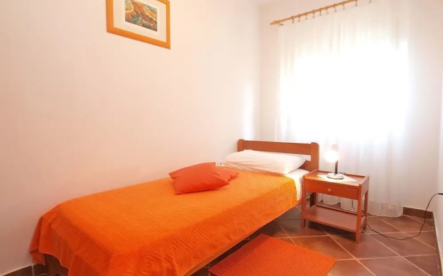 Apartment 446