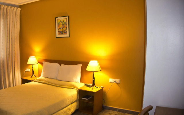 Empire Apartment Hotel in Accra, Ghana from 151$, photos, reviews - zenhotels.com guestroom