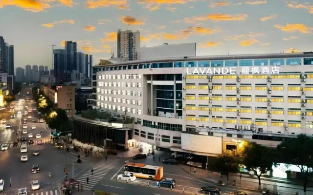Lavande Hotels Guangzhou Fangcun Huadiwan Metro Station