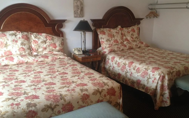 Cache Creek Lodge
