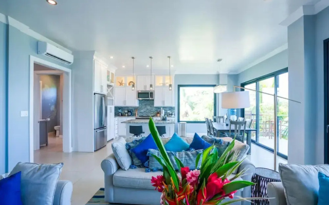 Oceanfront Sunset Gecko Condo - Second Floor 2B