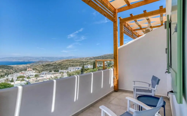 Magic 5 bdrm Villa With Swimming pool in Paros