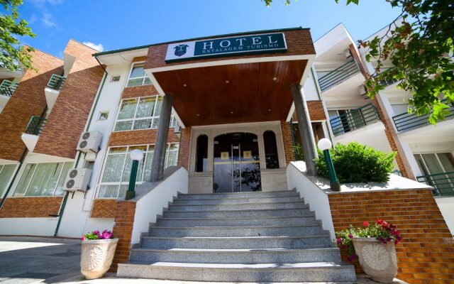 Hotel Estalagem Turismo вид на фасад