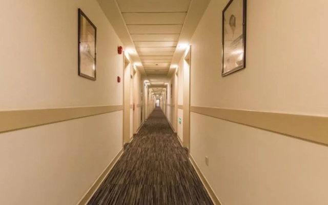 Bell  Drum Tower Hotel
