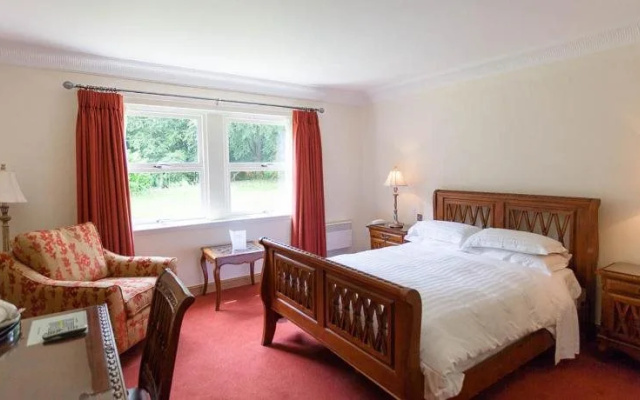 Woodland House Hotel