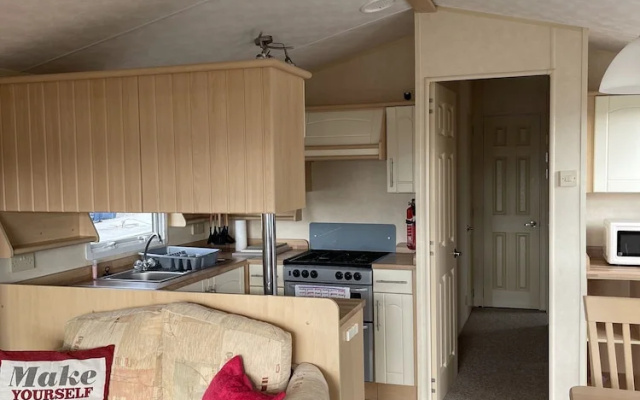Beautiful 2-bed Static Caravan
