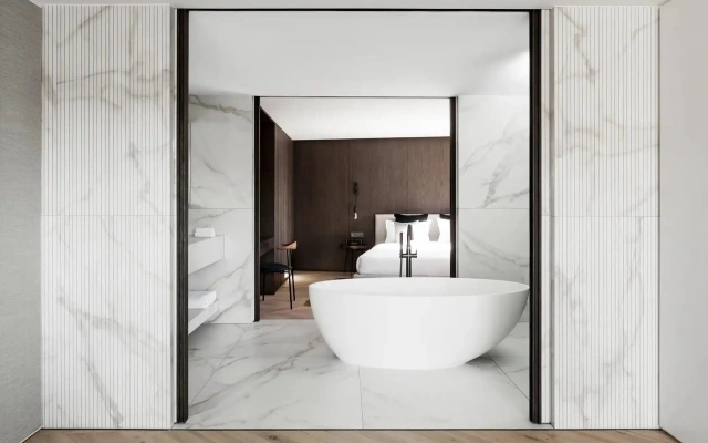 Live & Travel Athens