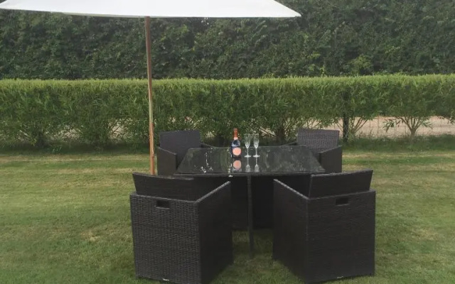 Windsor Garden Lodge Near Legoland