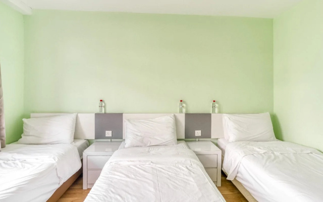 RedDoorz Suites @ Kembangan