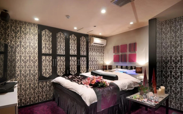 ishidu hotel blanc chapel christmas - Adults Only
