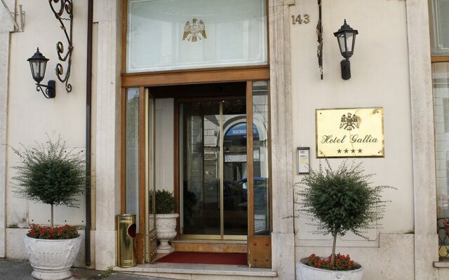 Hotel Gallia вид на фасад