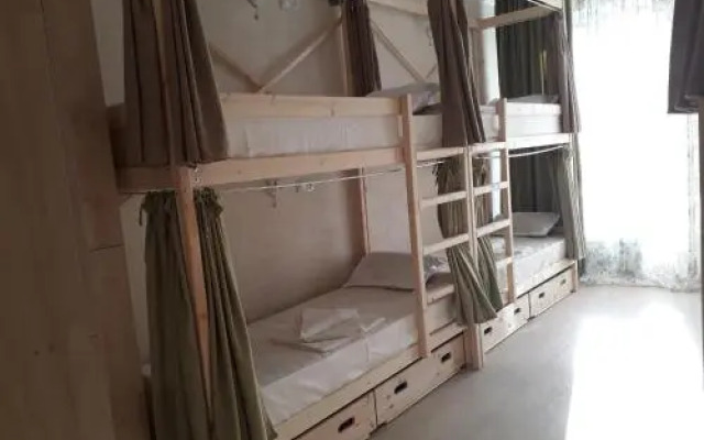Promenad Hostel