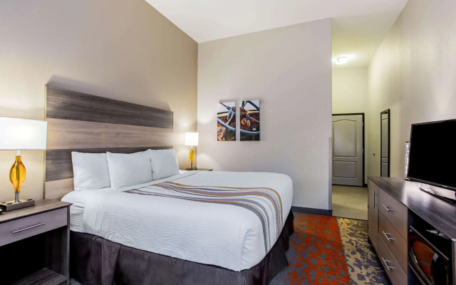 La Quinta Inn & Suites by Wyndham Andrews