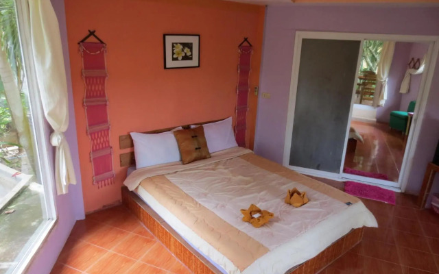 Baan Ton Nam Resort