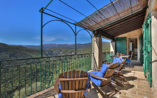 5 bed Villa in Provence With Pool, Outdoor Kitchen