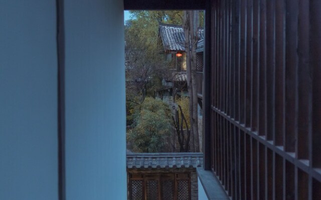 Lijiang Qilu Garden Hotel