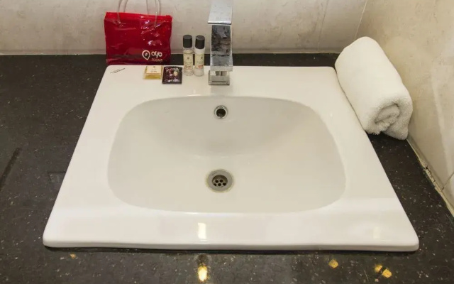 OYO 875 Eyrie Suites
