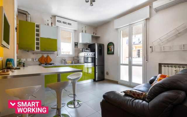 Bergonzoni Modern Apartment by Wonderful Italy
