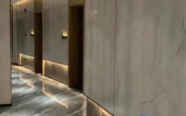 Liuzhou Dingwei Business Hotel (Yaobu Ancient Town)