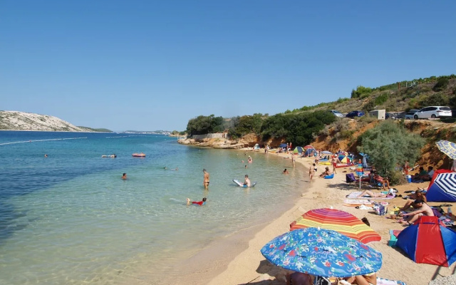 Charming Palit Kroatien Holiday House With Garden
