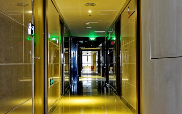 Neat Hotel