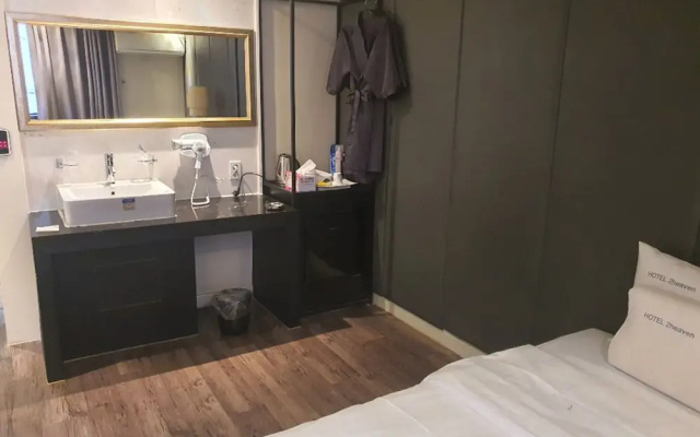 Daily Heaven Hotel
