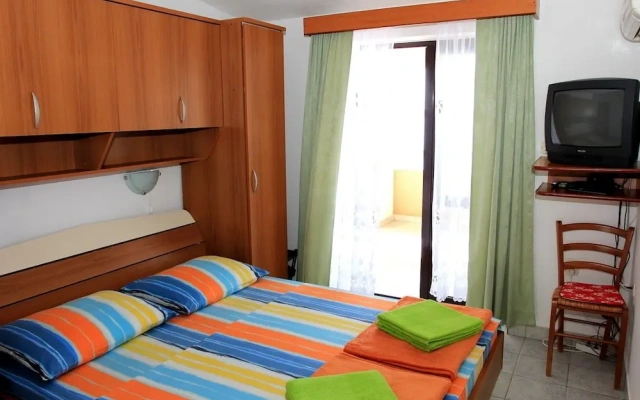 Apartments Mak
