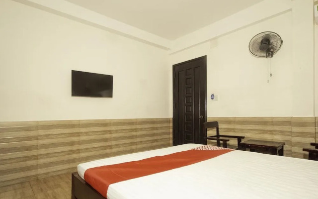OYO 921 Truong An Motel