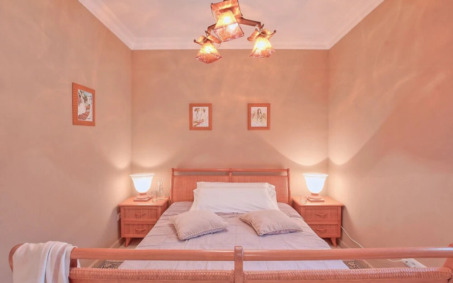 Gorgeous private villa for 10 in Moraira